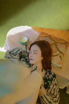 《《隔壁的女邻居BD